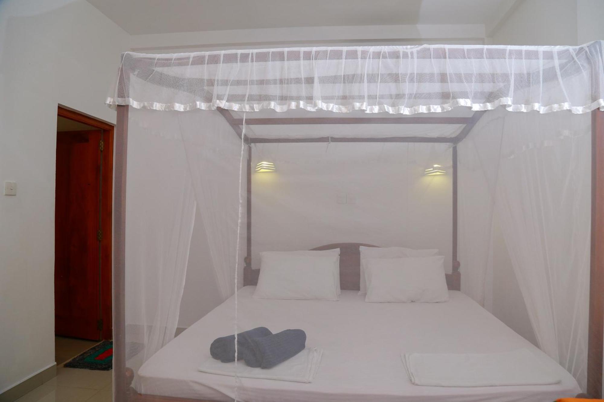 The King Apartment Хикадува Екстериор снимка